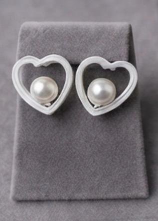 Heart Pearl Drop (BROWN)